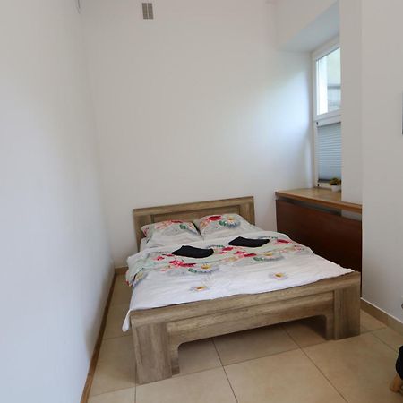 Fantastic Waw - C19 Room F Varşova Dış mekan fotoğraf