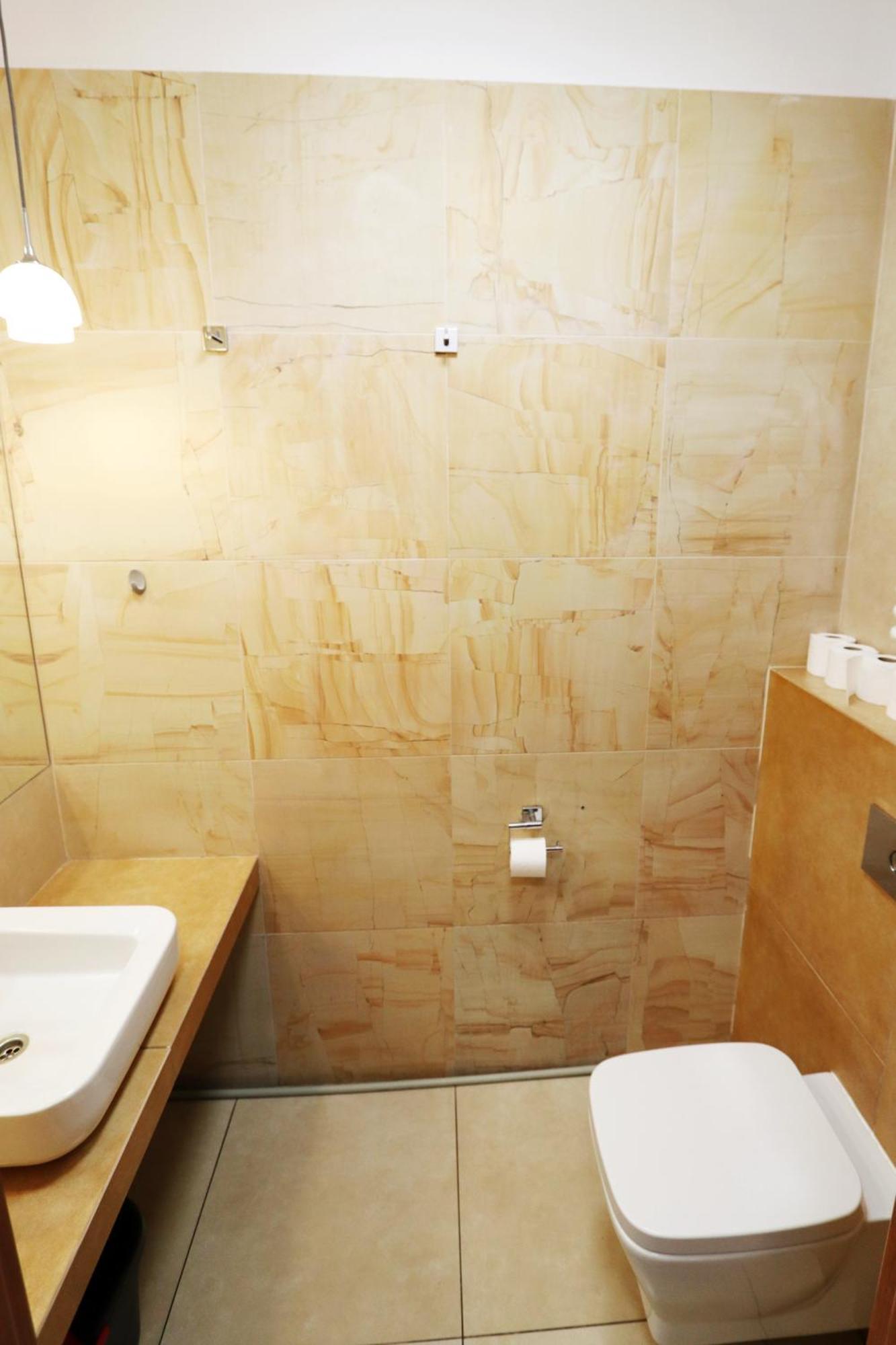 Fantastic Waw - C19 Room F Varşova Dış mekan fotoğraf